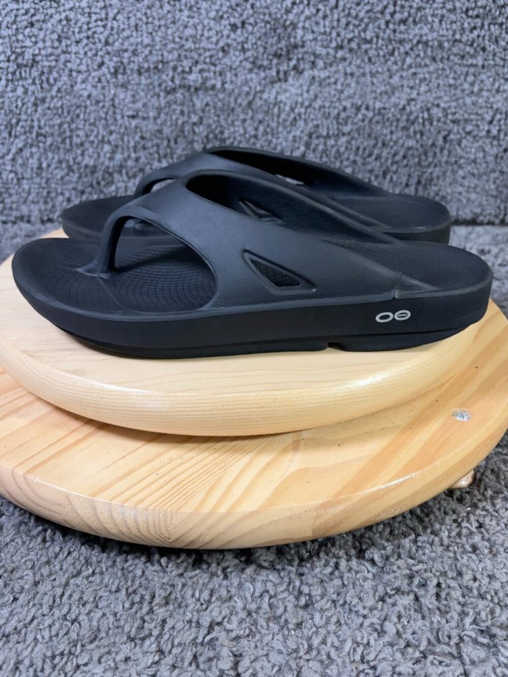 OOFOS OOriginal Recovery Sandals Mens Size 11 Black Slip On Thong Comfort Shoes